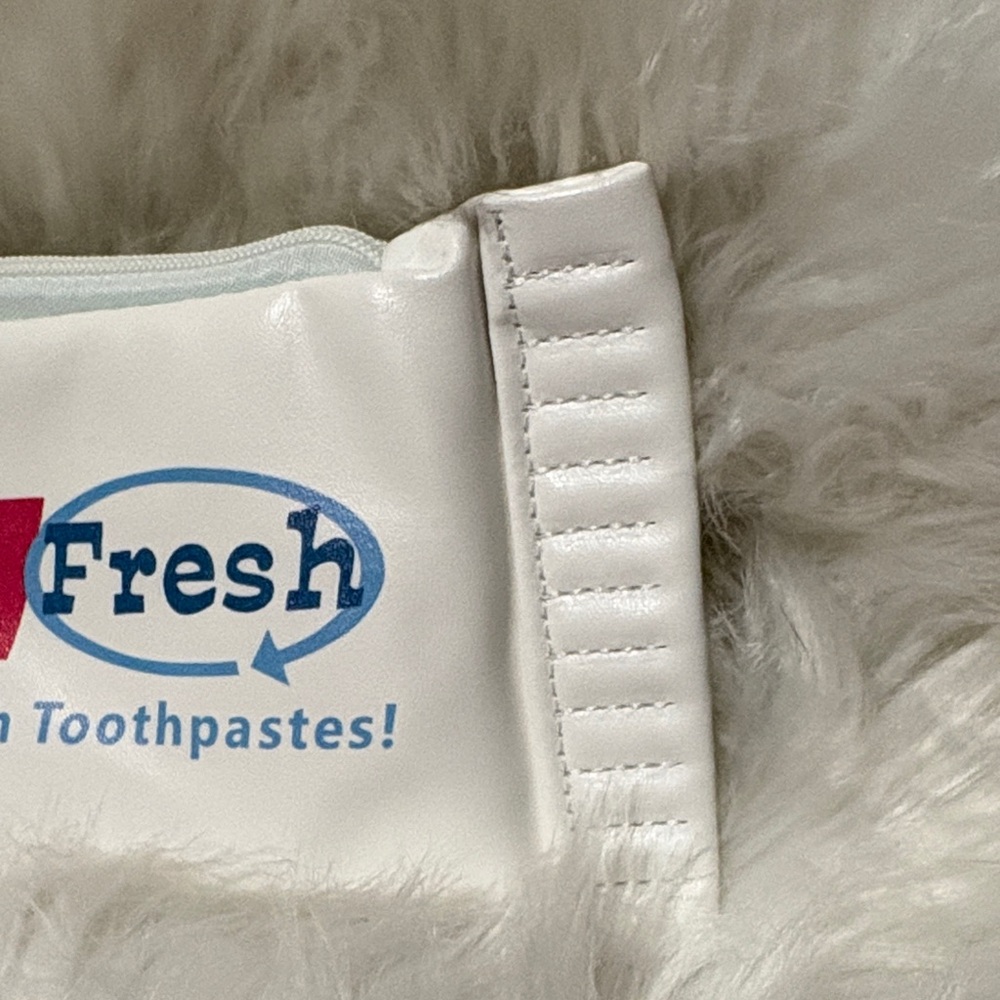 Clean Fresh Toothpaste Tube Pouch - Picture 3 of 11